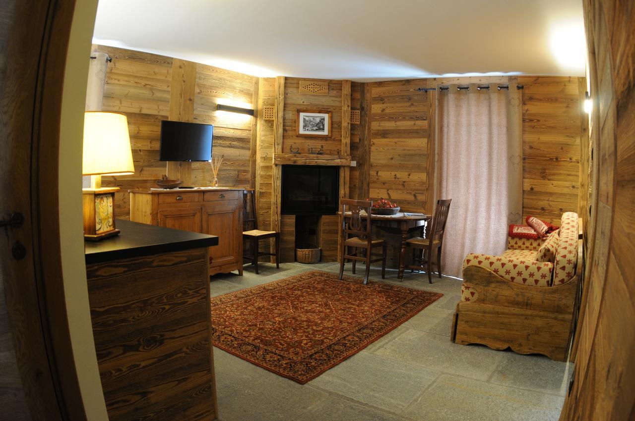 L'Abri Des Amis Hotel Courmayeur Eksteriør billede