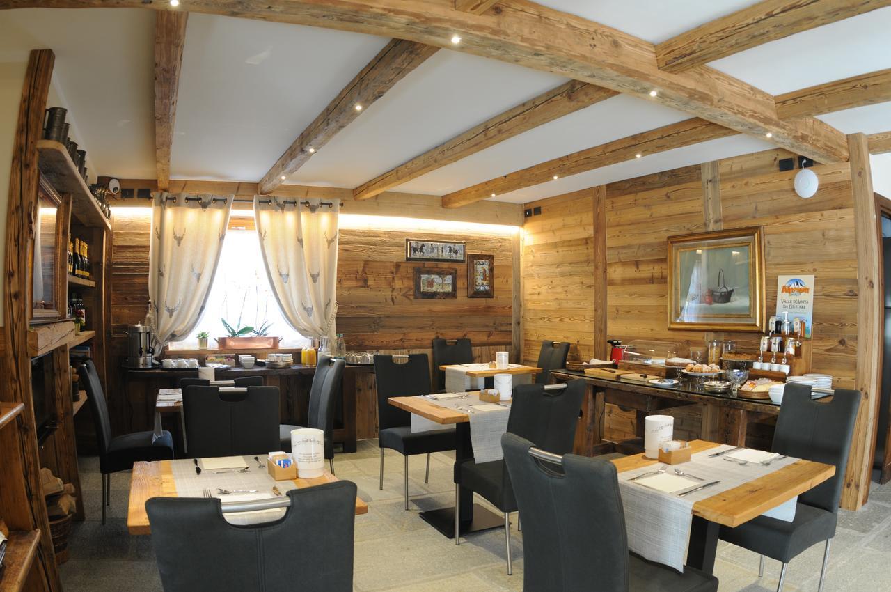 L'Abri Des Amis Hotel Courmayeur Eksteriør billede