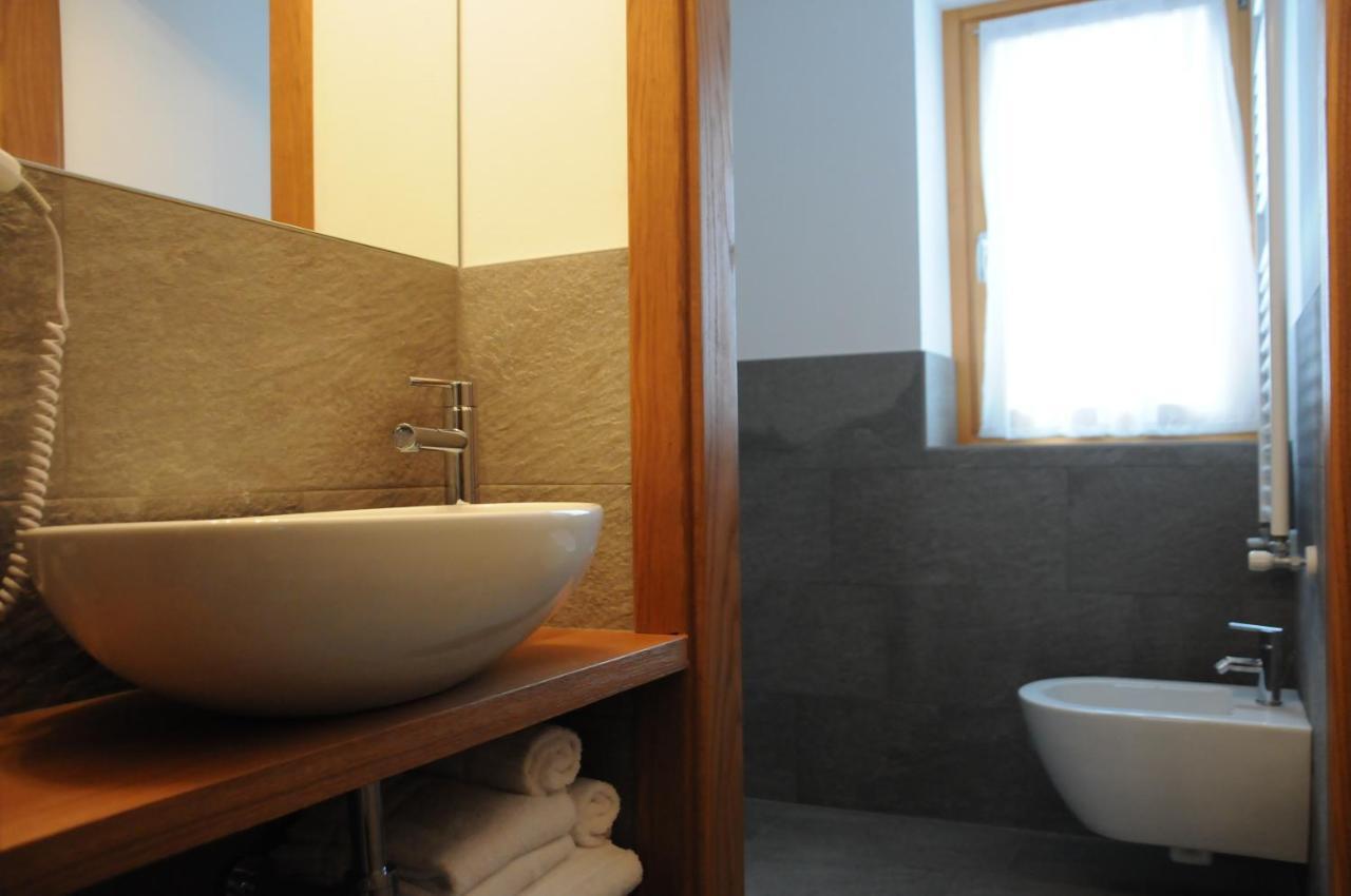 L'Abri Des Amis Hotel Courmayeur Eksteriør billede